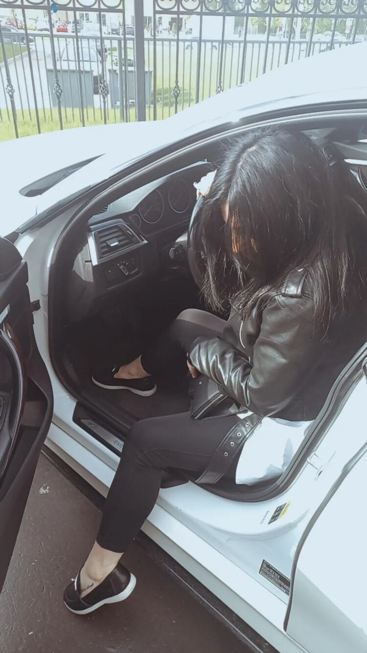  54753288  Karolina, 41 ,    