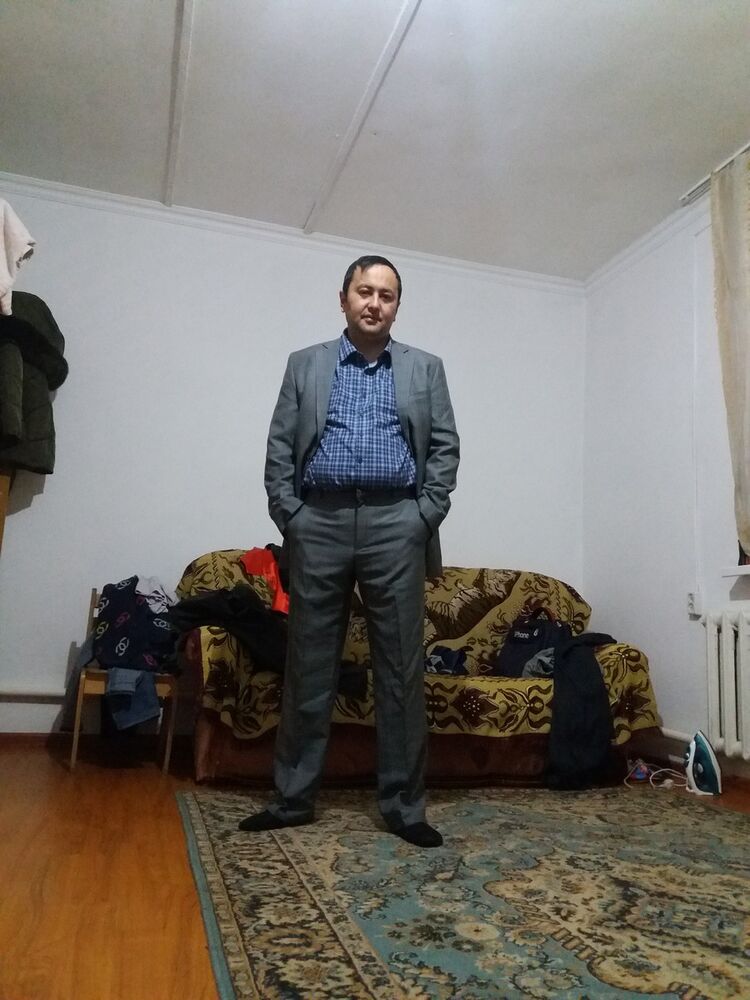  ,   Radik, 43 ,  