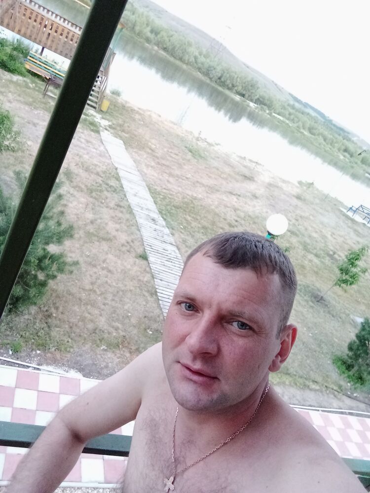  44389508  , 39 ,    