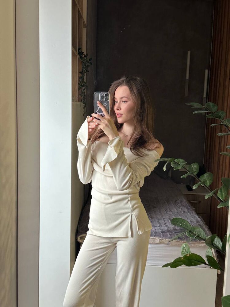  ,   , 29 ,   c 