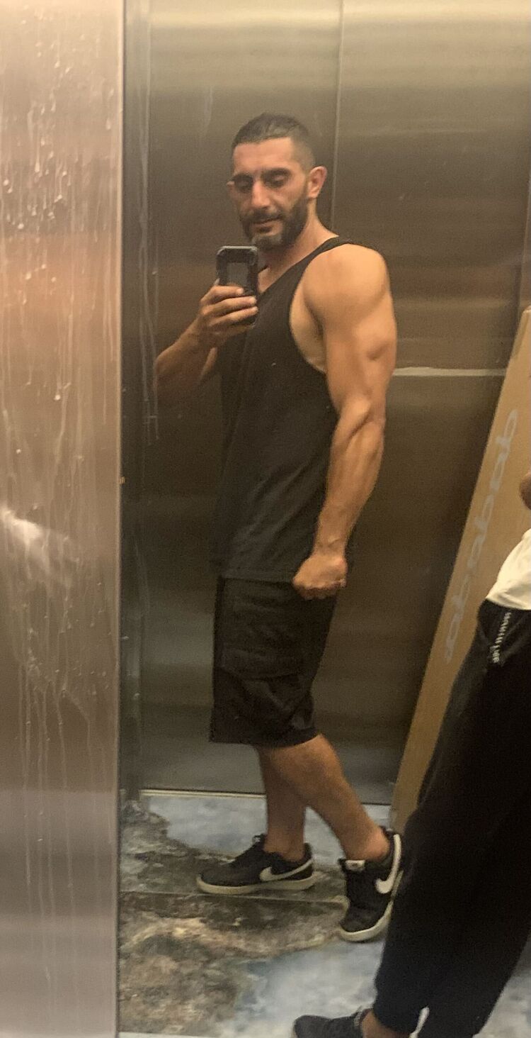  ,   Amir, 38 ,   ,   