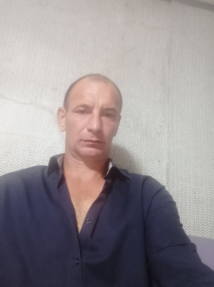  46880068  , 37 ,    