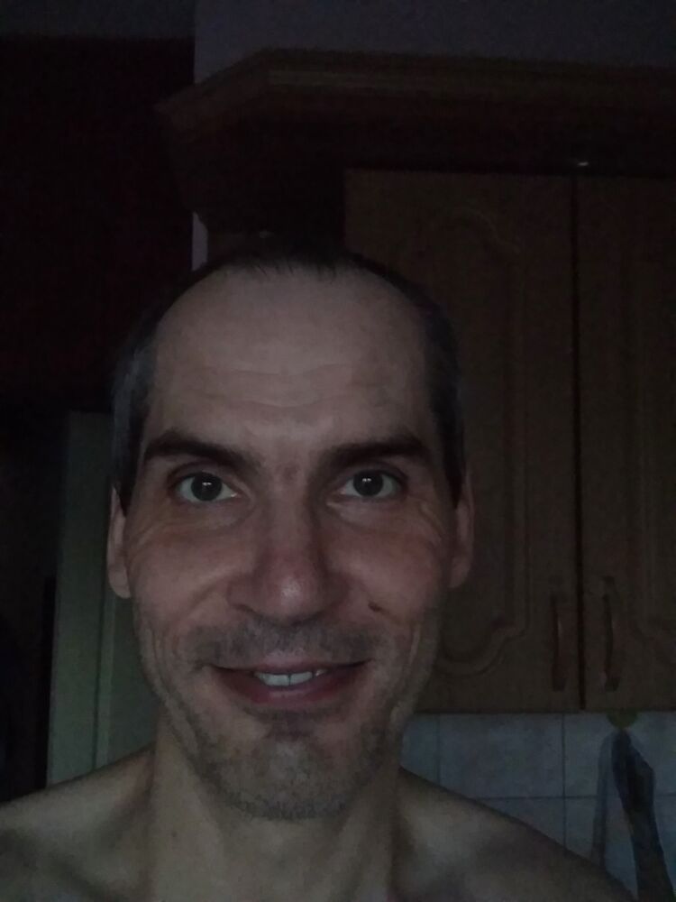  52323688  , 42 ,    