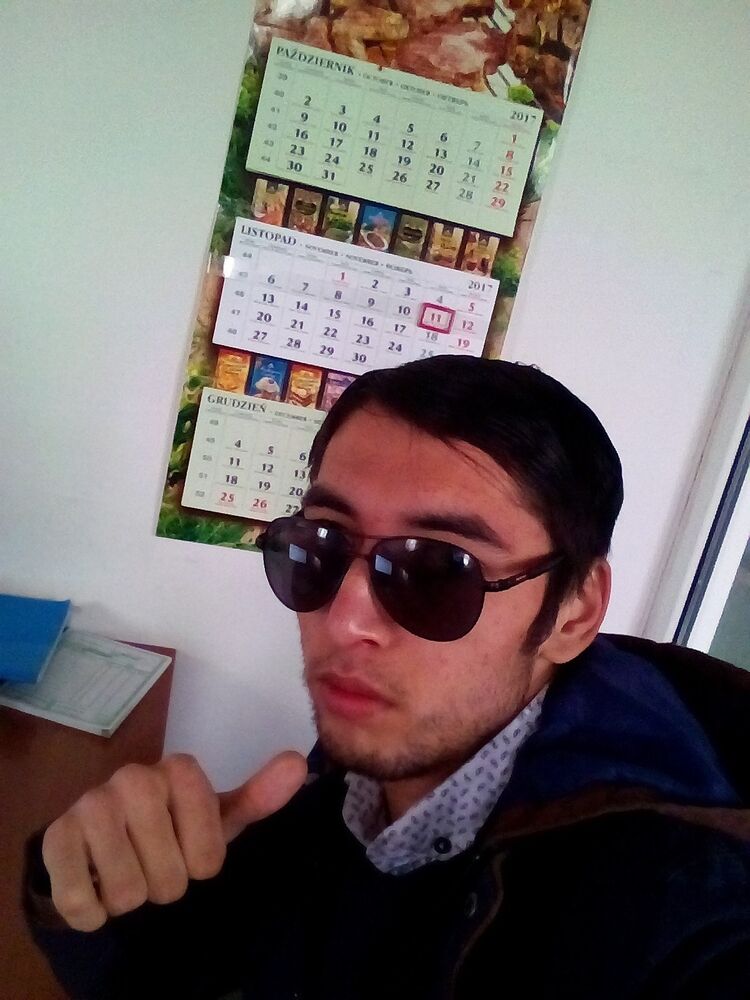  23374278  Azizbek, 28 ,    