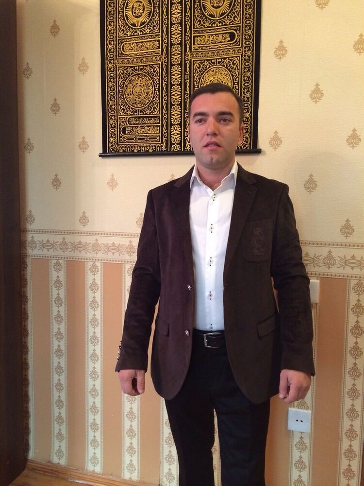  ,   Nurlan, 40 ,   ,   , c 