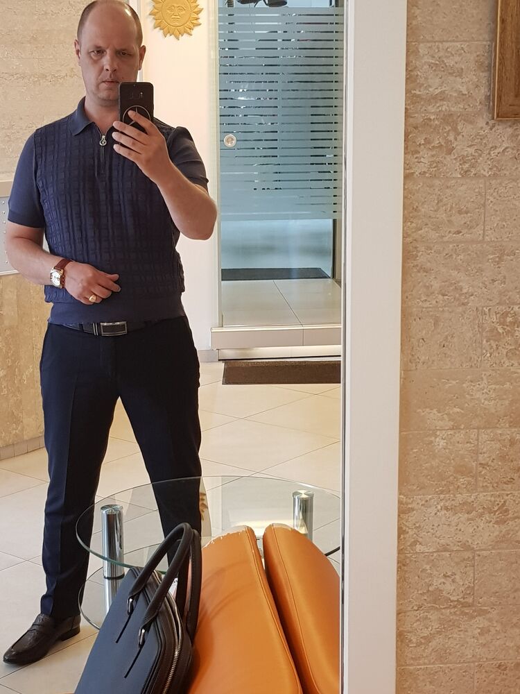  28723028  , 44 ,    