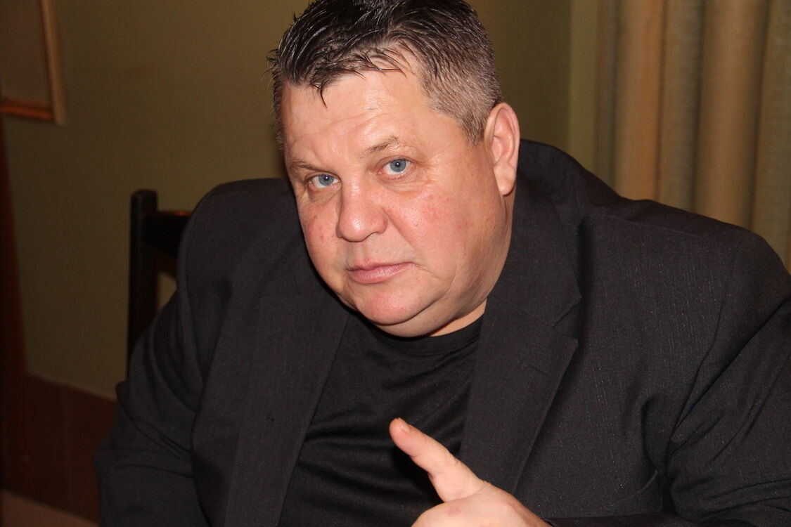  ,   Andrei, 61 ,     , c 
