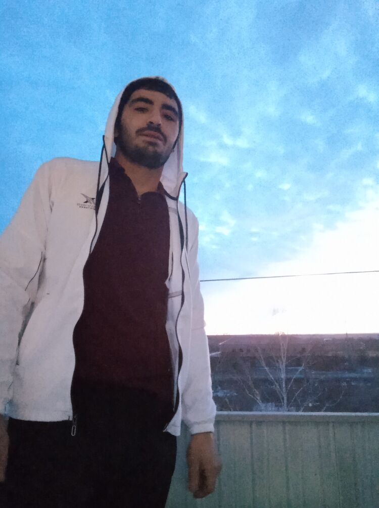  ,   Norik, 28 ,   ,   