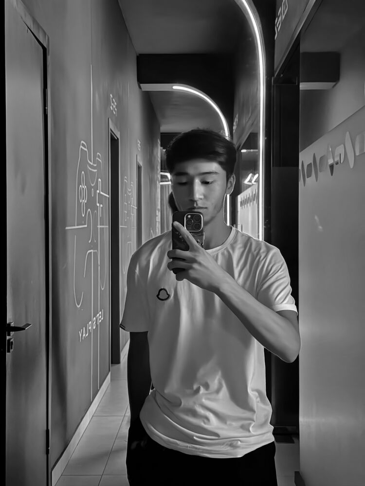  54638528  Abdulaziz, 20 ,    