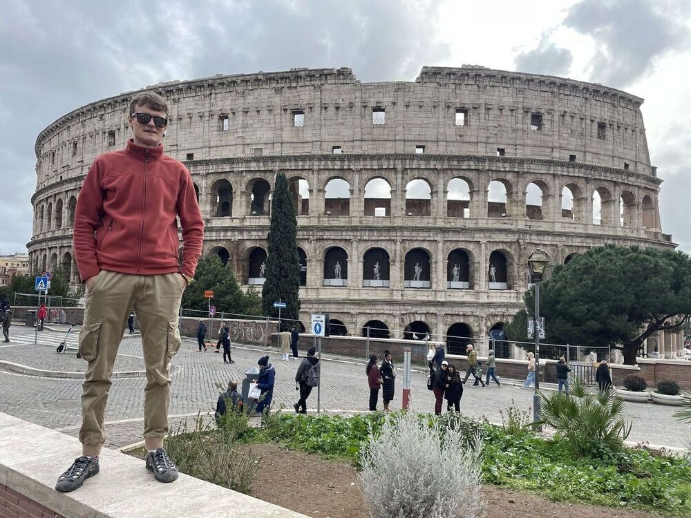  ,   Anatolii, 34 ,   ,   , c 