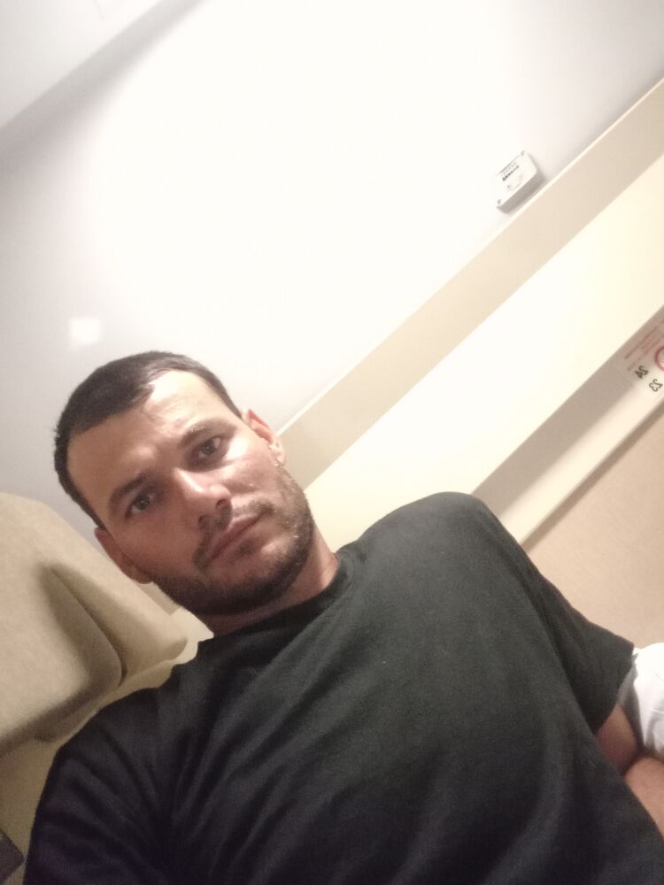  ,   Sasha, 33 ,   ,   , 