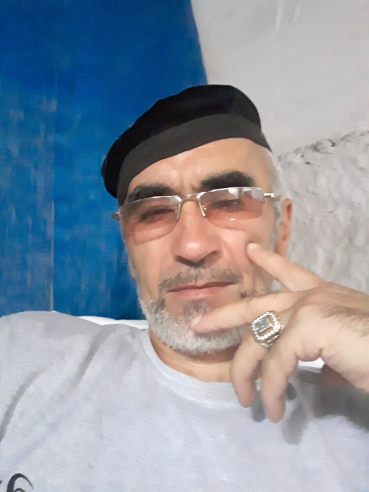  20540858  , 49 ,    