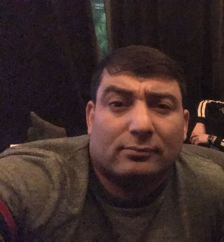  31758928  Doni, 34 ,    