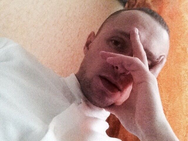  Bielany Wroclawskie,   Viktor, 31 ,   ,   , c 