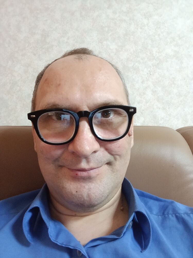  44447898  Nick, 51 ,    
