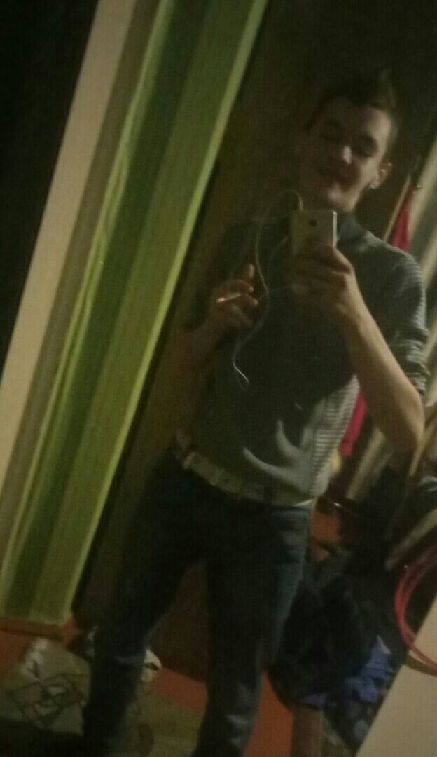  22855948  , 29 ,    --