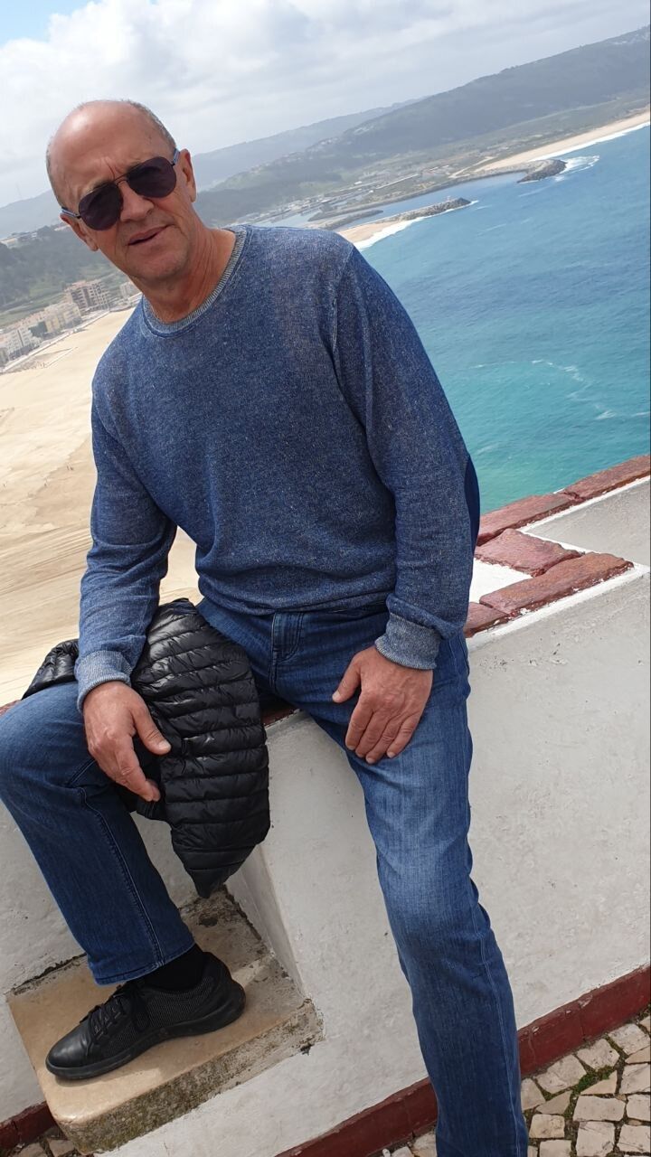  54228298  Alex, 51 ,    -