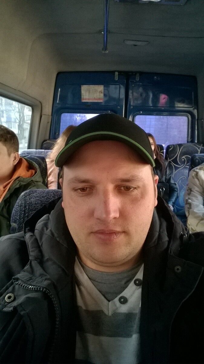  ,   Vasile, 42 ,     , c 