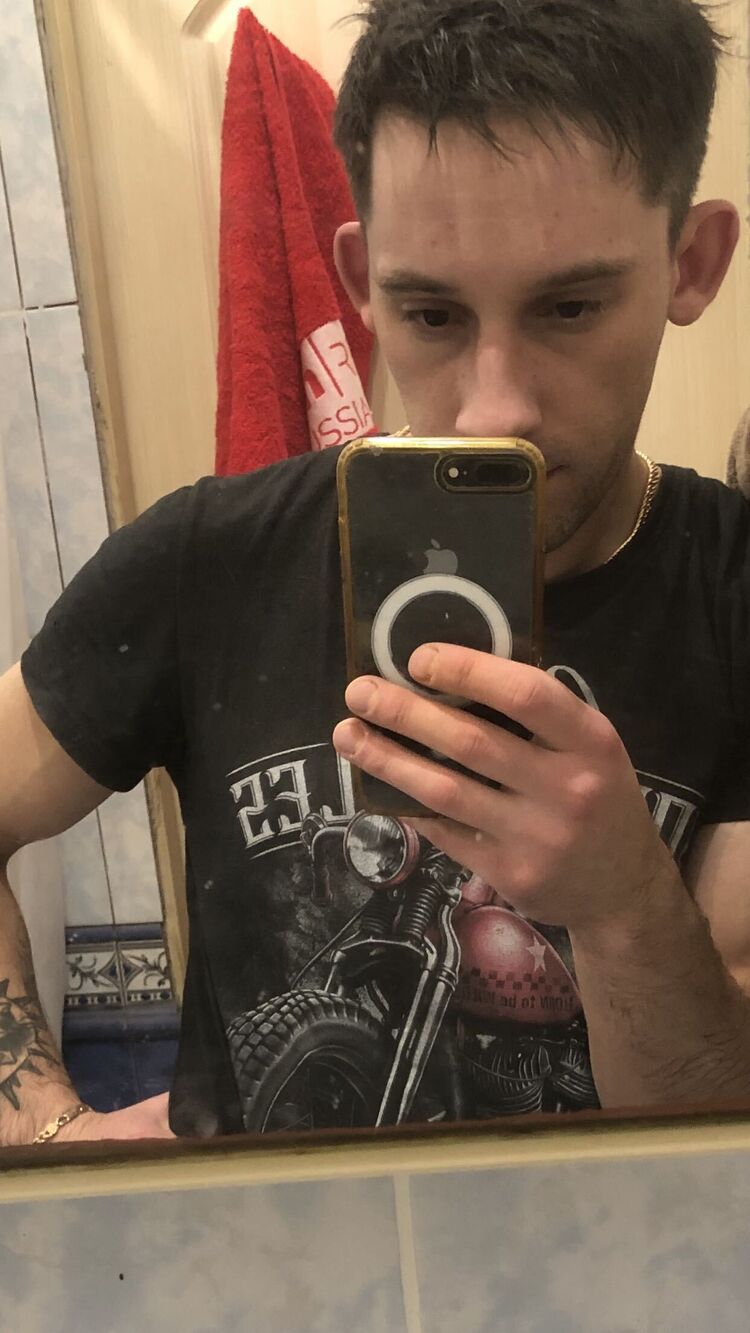  48679378  , 33 ,    