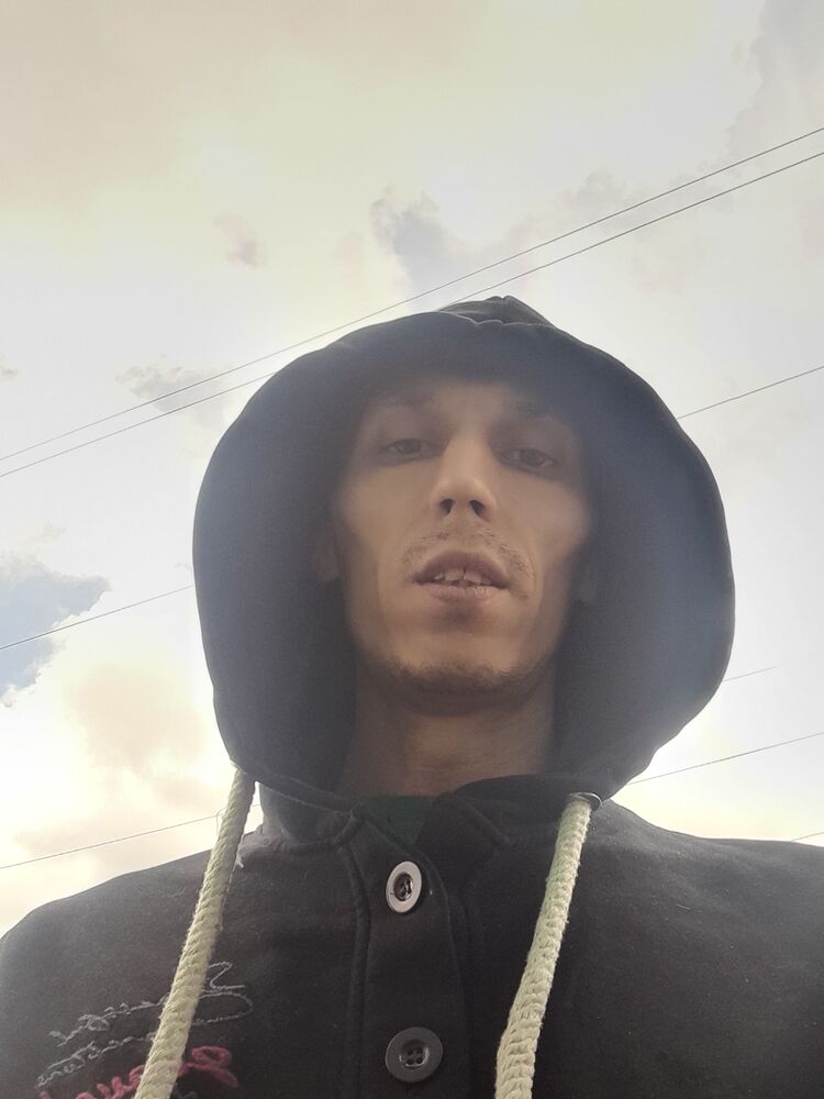  32948138  , 35 ,    