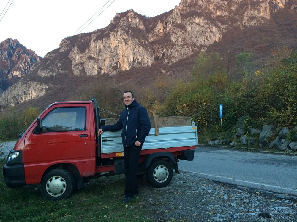  ,   Sergiu, 47 ,     , c 