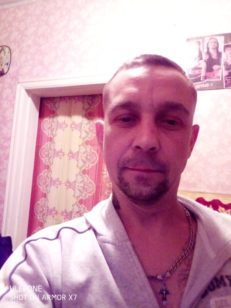  ,   Oleg, 37 ,   ,   