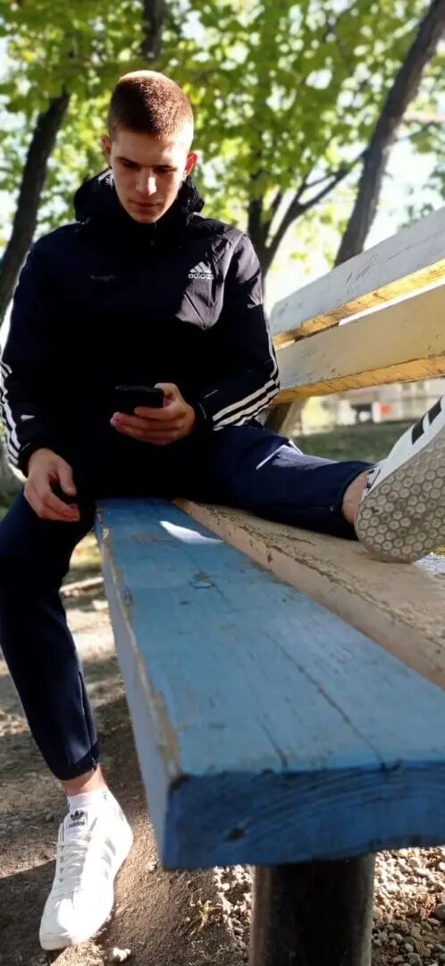  32226038  Aleksey, 24 ,     