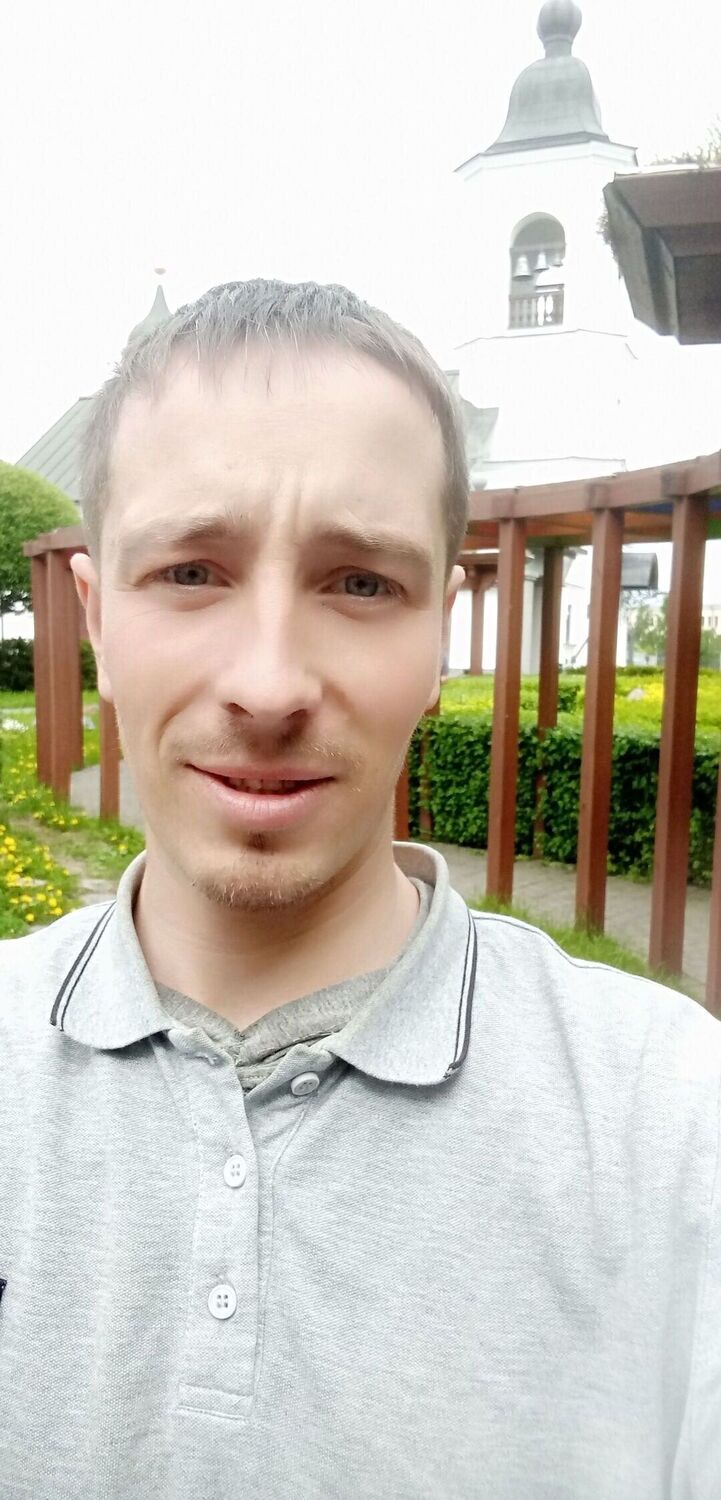  ,   Sergei, 33 ,   ,   , c 