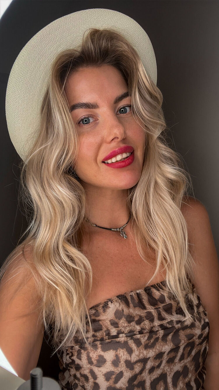  ,   Olga, 33 ,     , c 