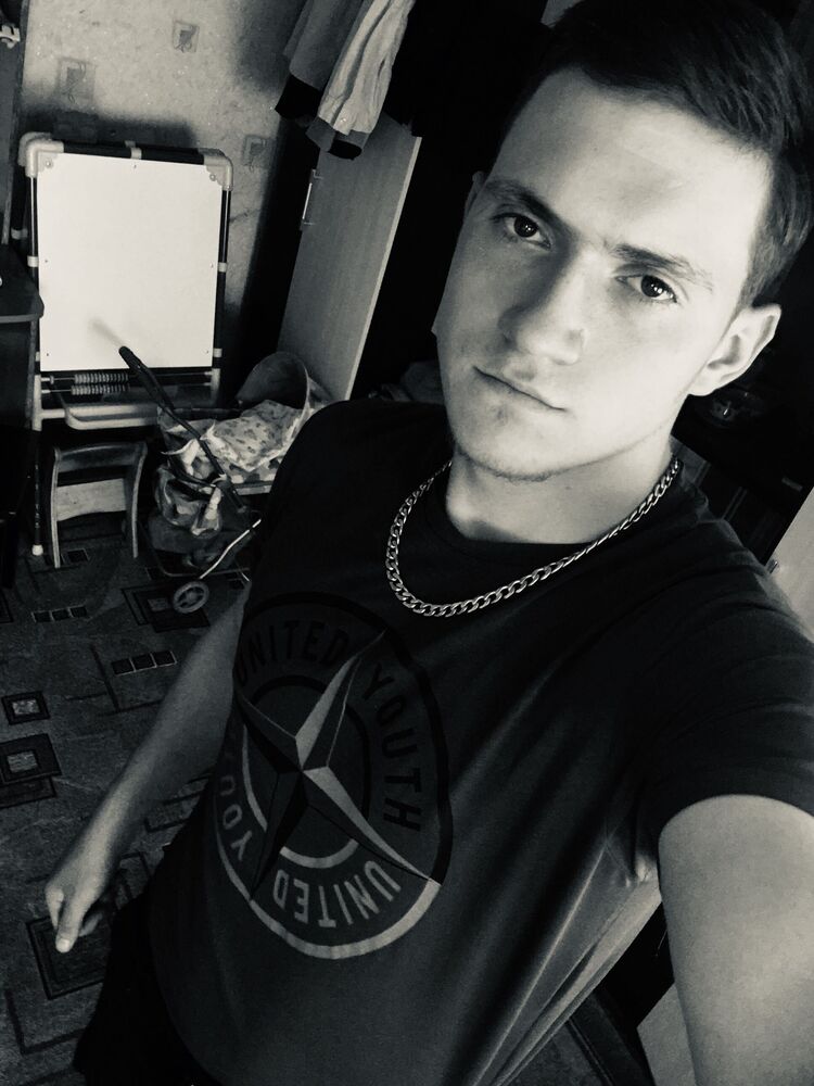  39743278  , 25 ,    