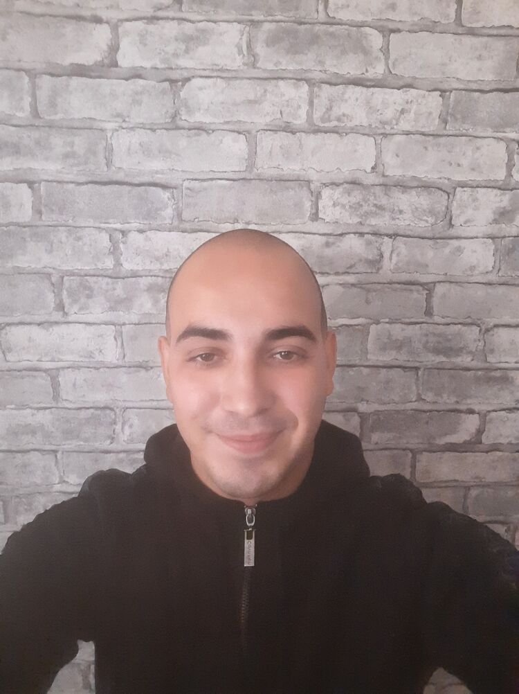  27052328  Oleg, 32 ,    