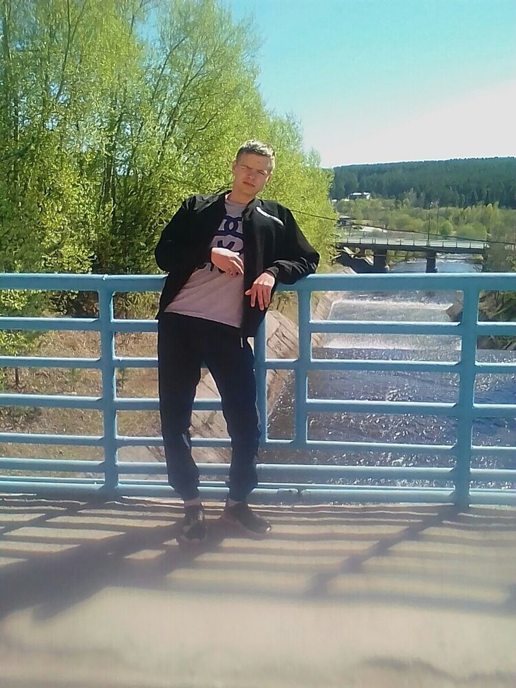  20009628  , 24 ,    