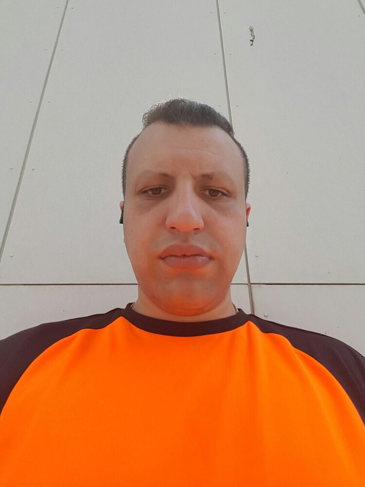  10621648  Samir, 43 ,    