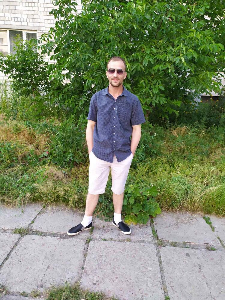  20575458  STALKER, 38 ,    