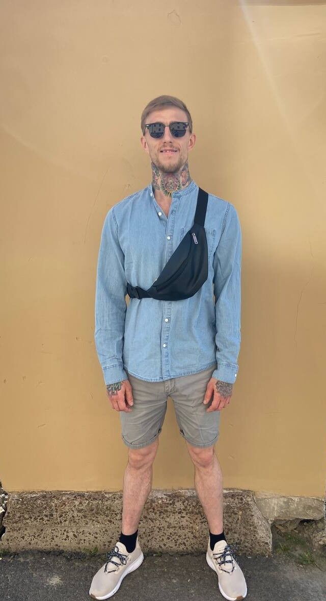 ���������� ������������, ���� ������� Maxim, 34 ����, ������������ ��� ����� � ���������, c�������� ���������