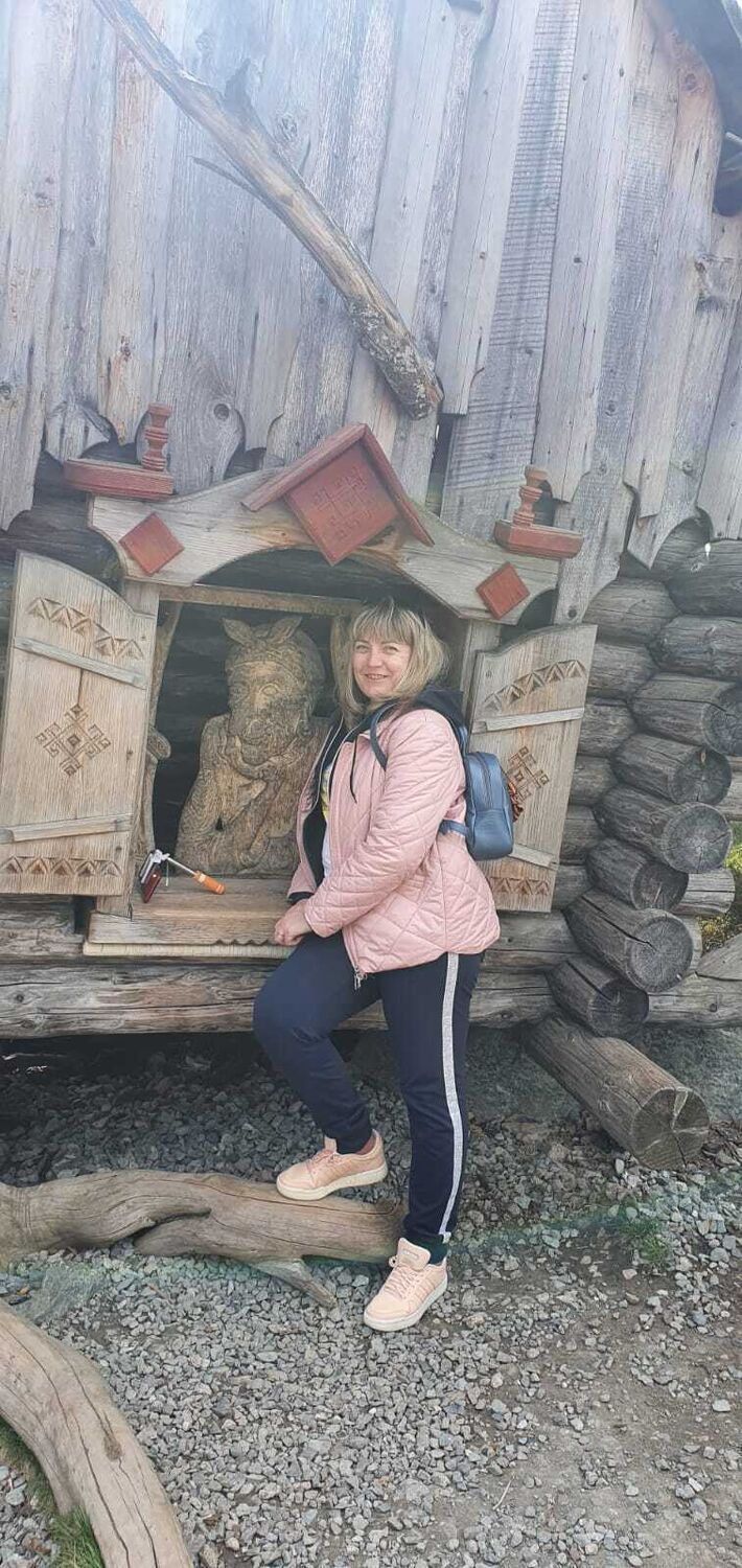 ,   Elena, 53 ,     , c 