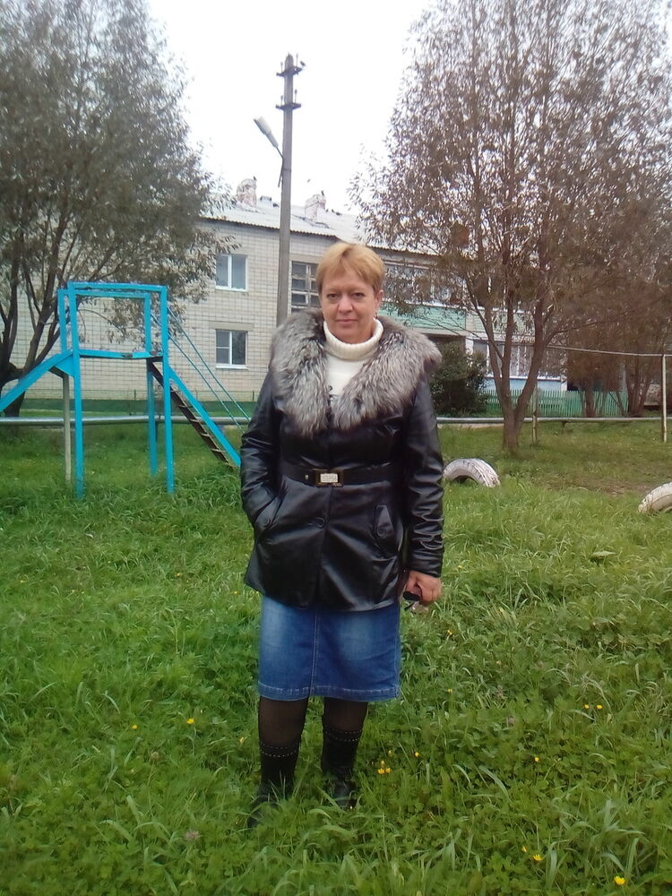 Сайт бесплатных знакомств в коврове. Женщины в Коврове. Женщина для встреч 57-68 лет из Коврова.