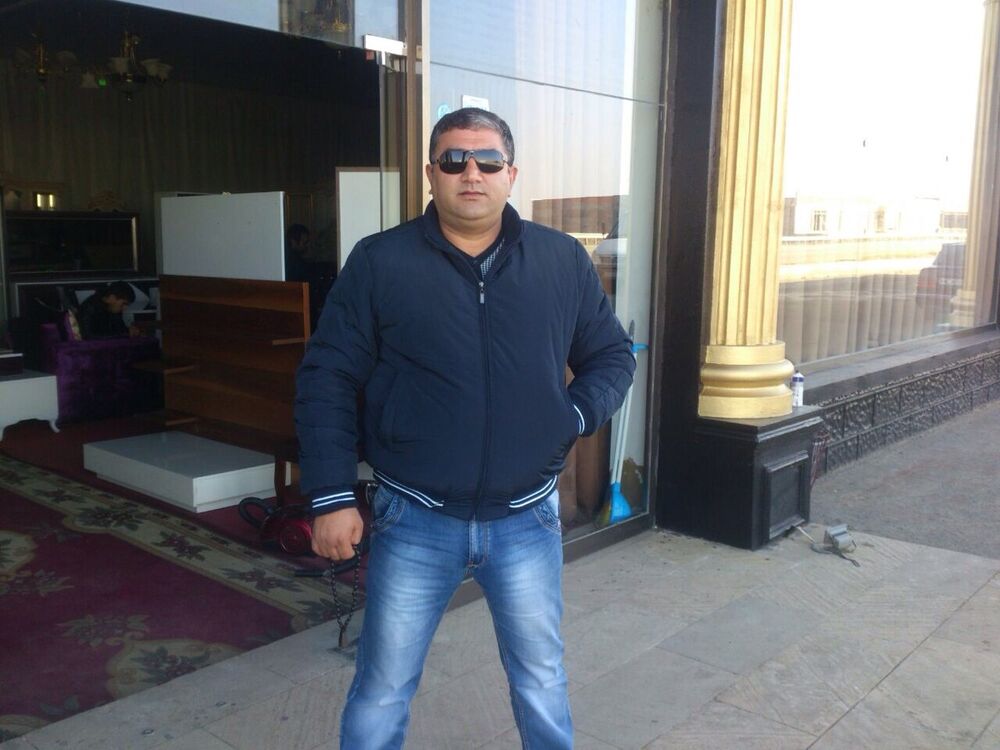  5281068  Revwan, 49 ,    
