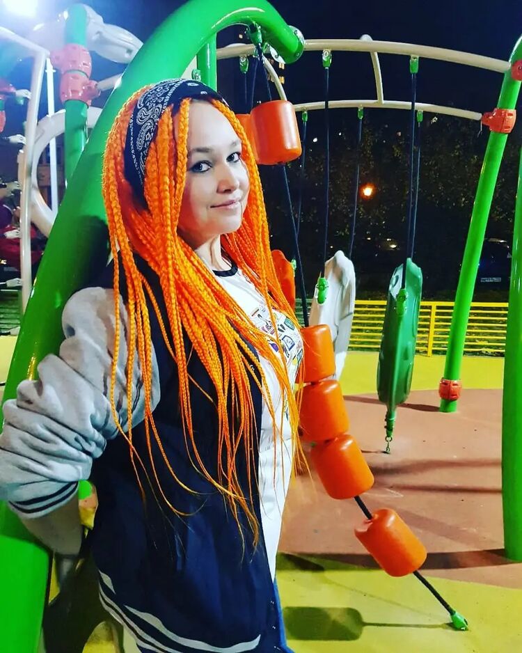  53886608  Tesla, 39 ,    