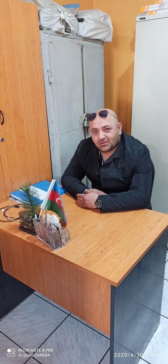 ,   Emin, 40 ,   ,   , c 
