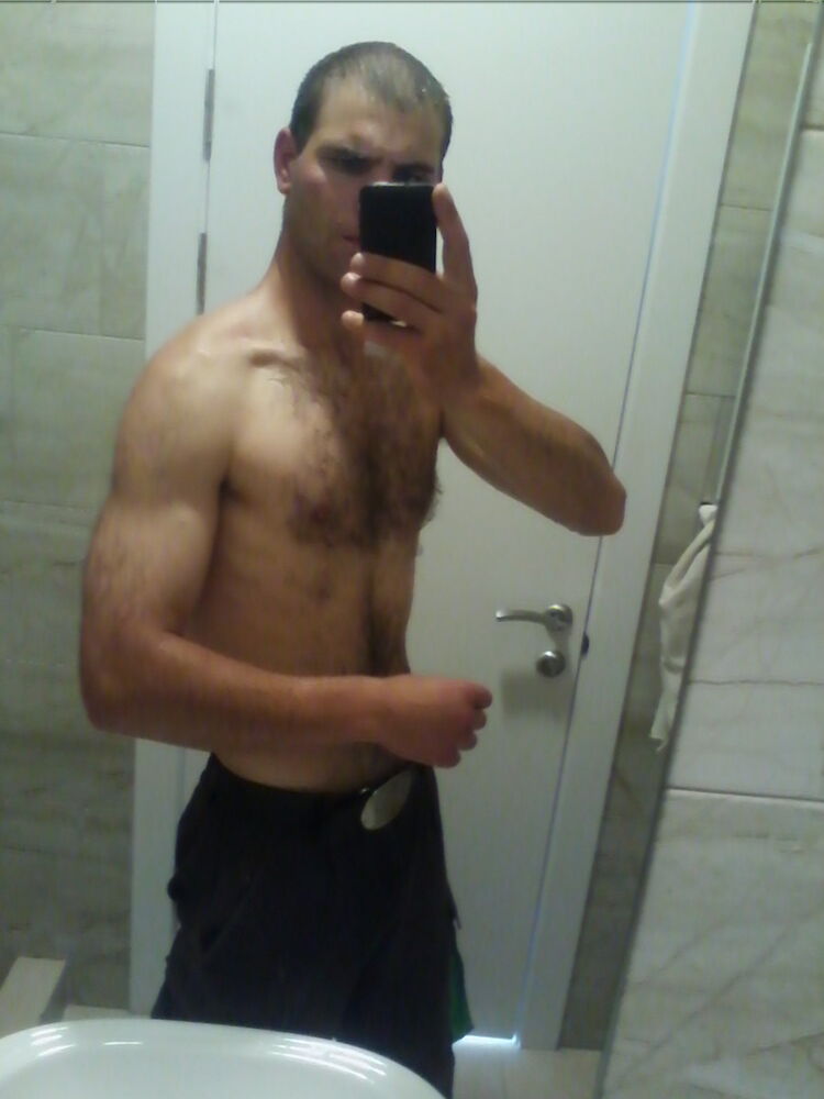  ,   Adrian, 32 ,     , c 