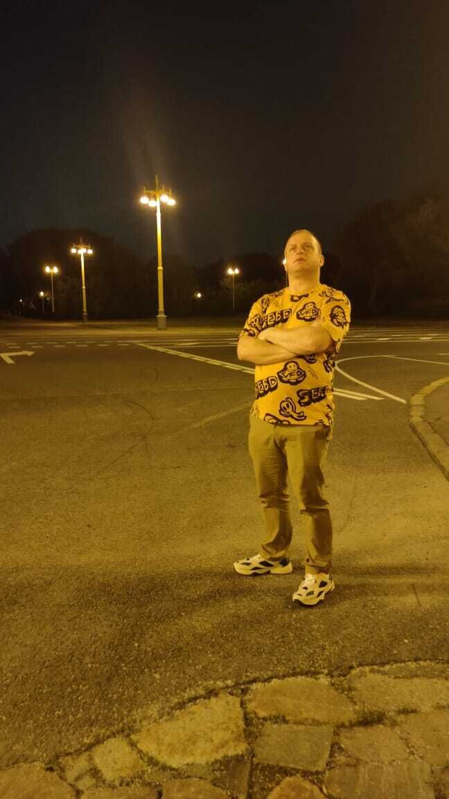  28369078  , 37 ,    