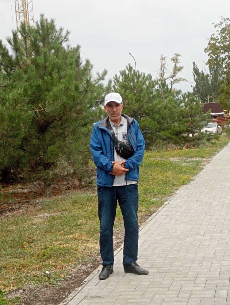  38303388  , 52 ,    