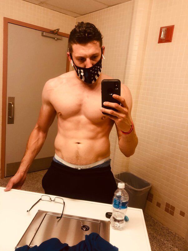  43554708  Ivan, 35 ,    