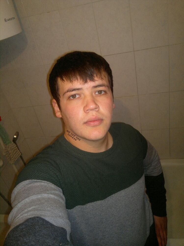  9897888  , 28 ,    