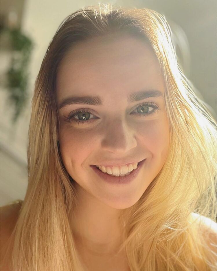  38042198  Kate, 30 ,    