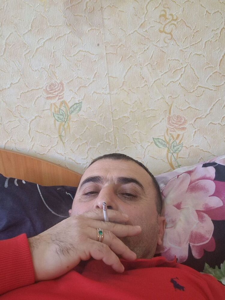  31633678  Vazgen, 48 ,    