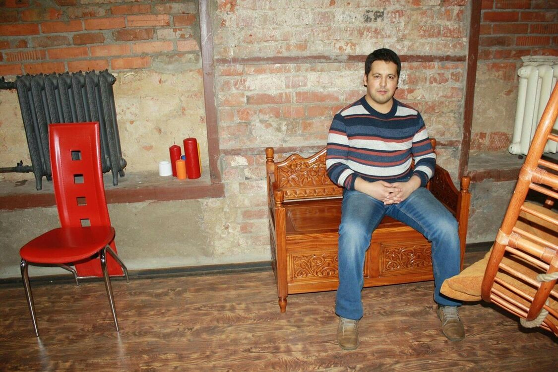  Algiers,   , 40 ,     , c 