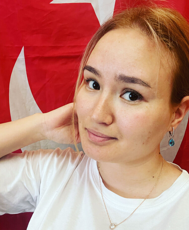  53978758  No name, 31 ,    -