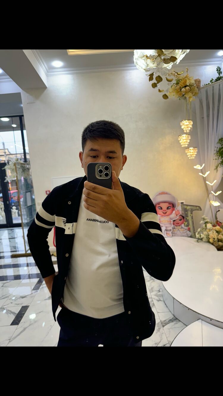  48053298  , 26 ,    